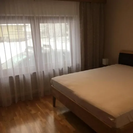 公寓 Ferienwohnung Kroll 齐勒谷地施特拉斯